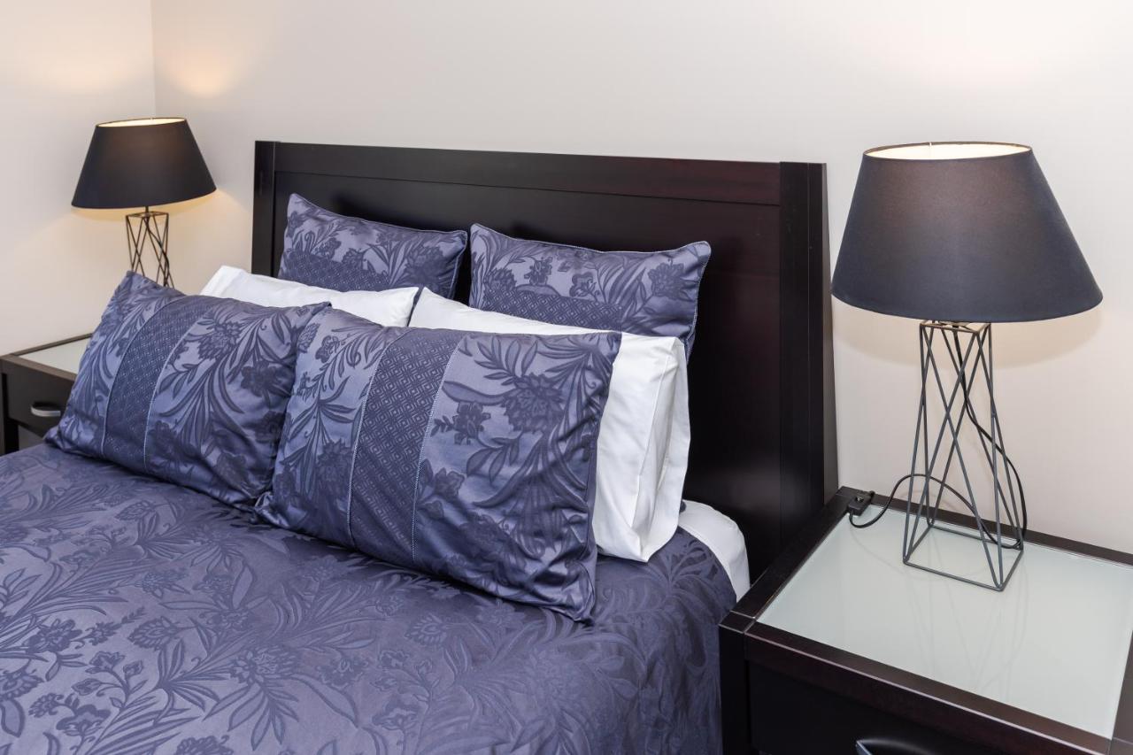 Sweet Magnolia 1 Or 2 Bedroom Suite St Kilda Cambridge With Complimentary Continental Breakfast Exterior photo